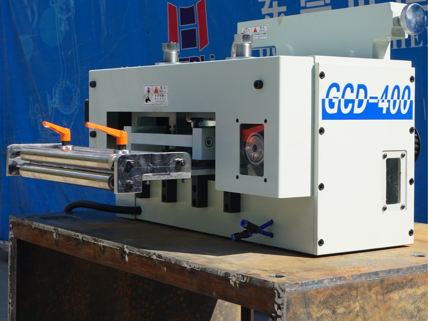 Общий вид сервоподачи GCD-400